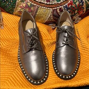 Stuart Weitzman Silver Oxford Shoes
